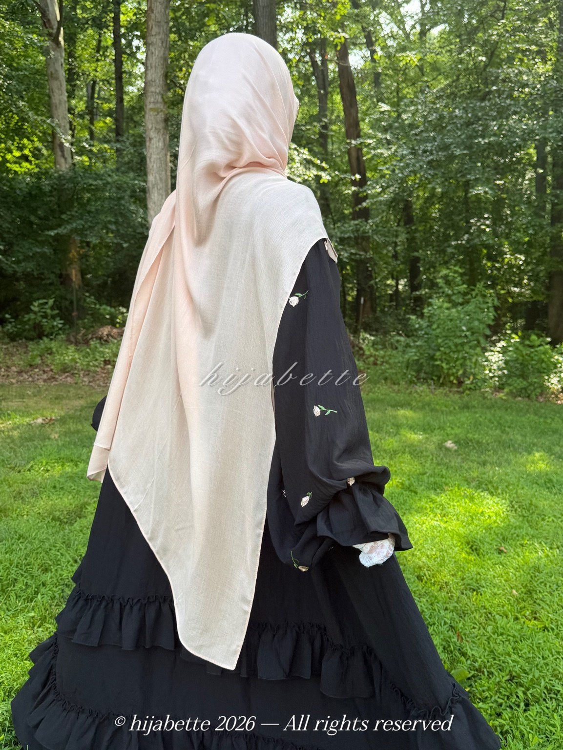 ♡ Noir Rose | Rose Garden Abaya