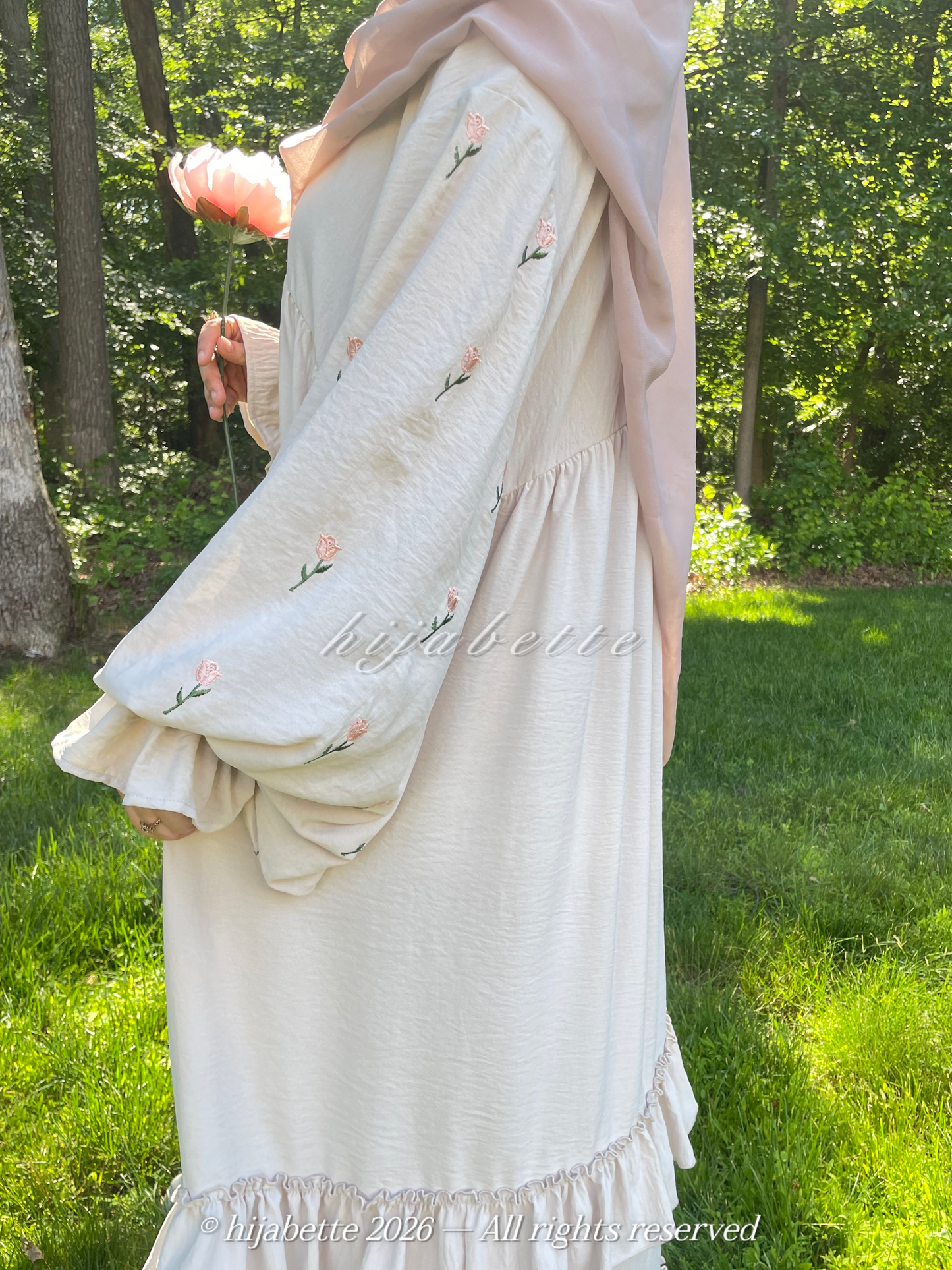 ♡ Vanilla Dahlia | Rose Garden Abaya