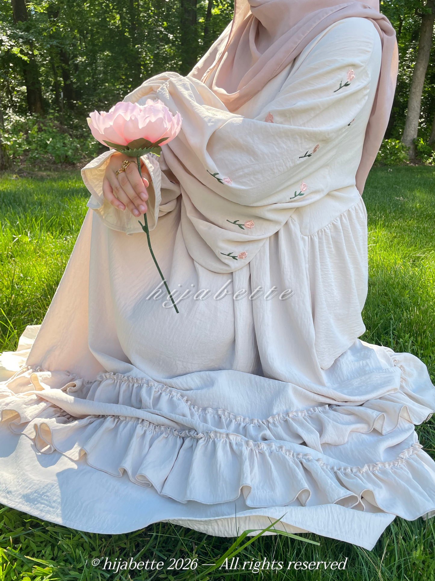 ♡ Vanilla Dahlia | Rose Garden Abaya